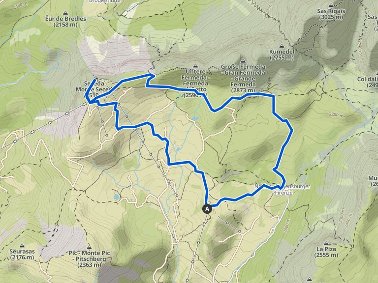 Stazione Cabinovia Col Raiser / Col Raiser Bergstation Routes for Walking  and Hiking